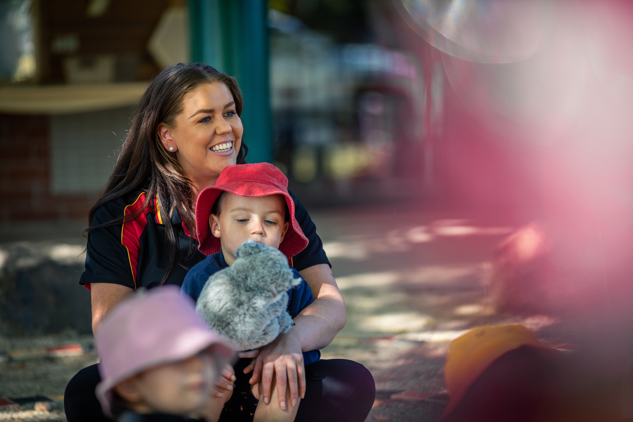 Courtney Glazebrook at Towri Multifunctional Aboriginal Children’s Service, an Indigenous education provider, with a preschooler.