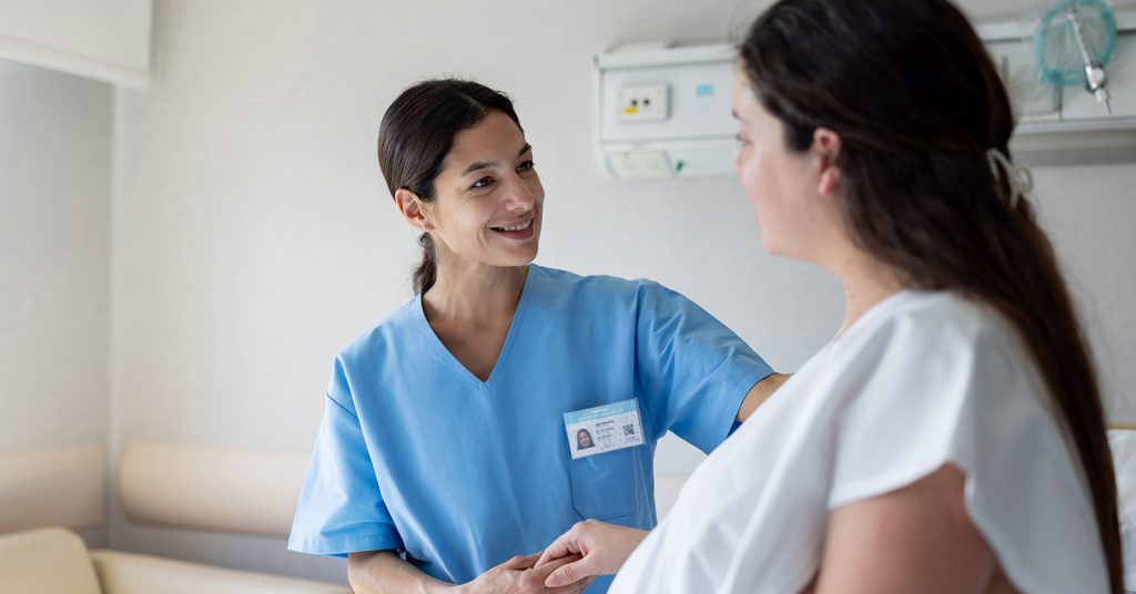 Midwife with women