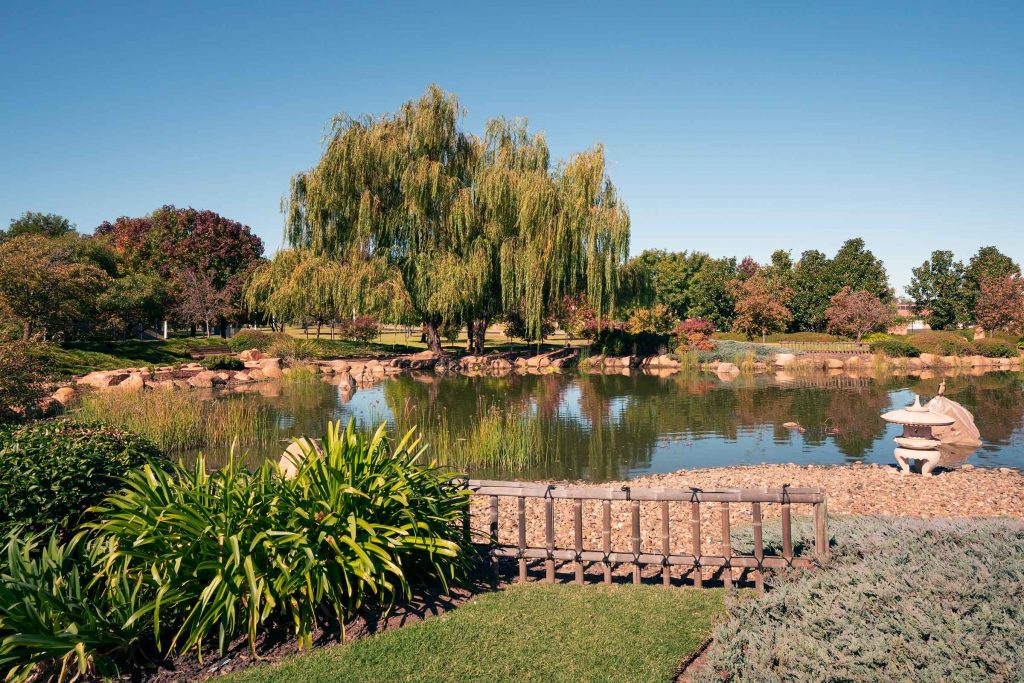 things to do in uni: a view of parkland in Dubbo