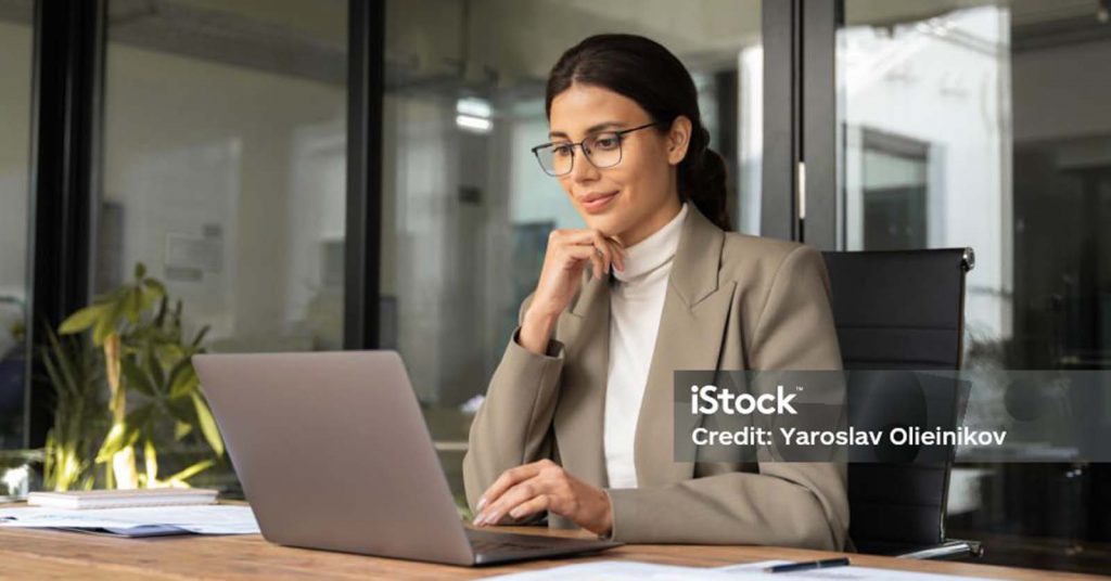 Women working on laptop