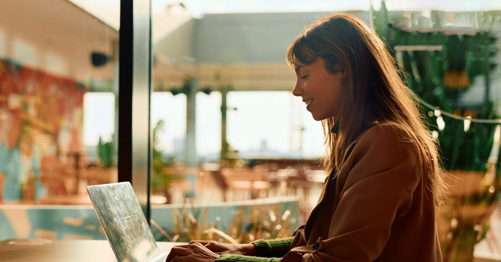 Women on laptop