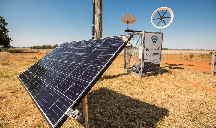 Photo of a solar panel and a wifi station on Charles Sturt's global digital farm, Wagga Wagga