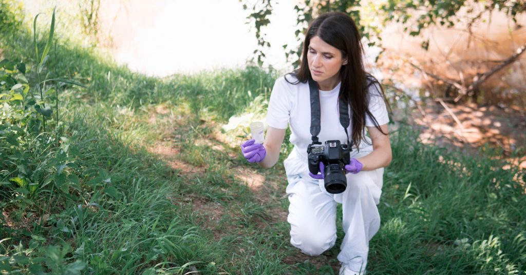 Women with camera