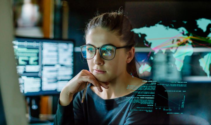 Women looking at pc